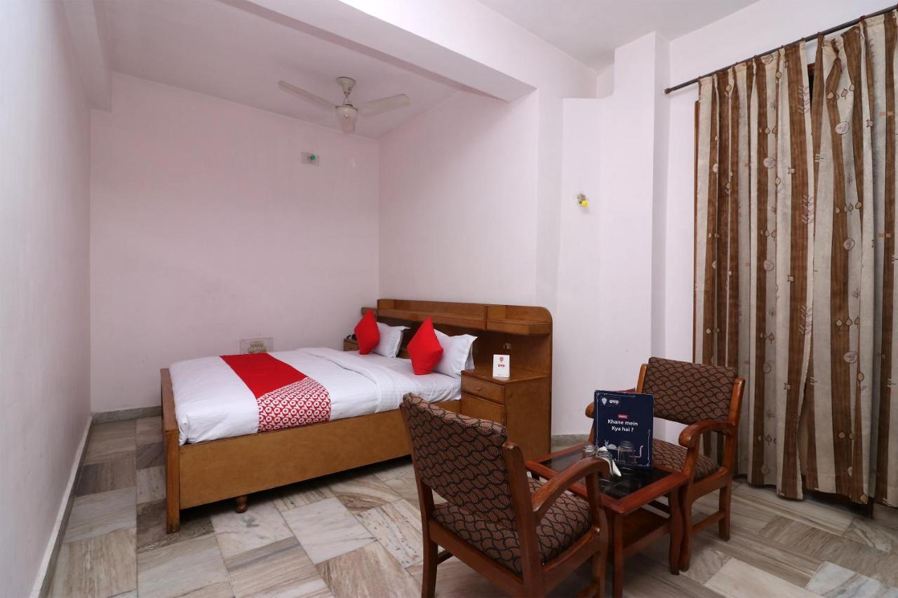 Oyo 16112 Hotel Uruvela International Bodhgaya Bagian luar foto
