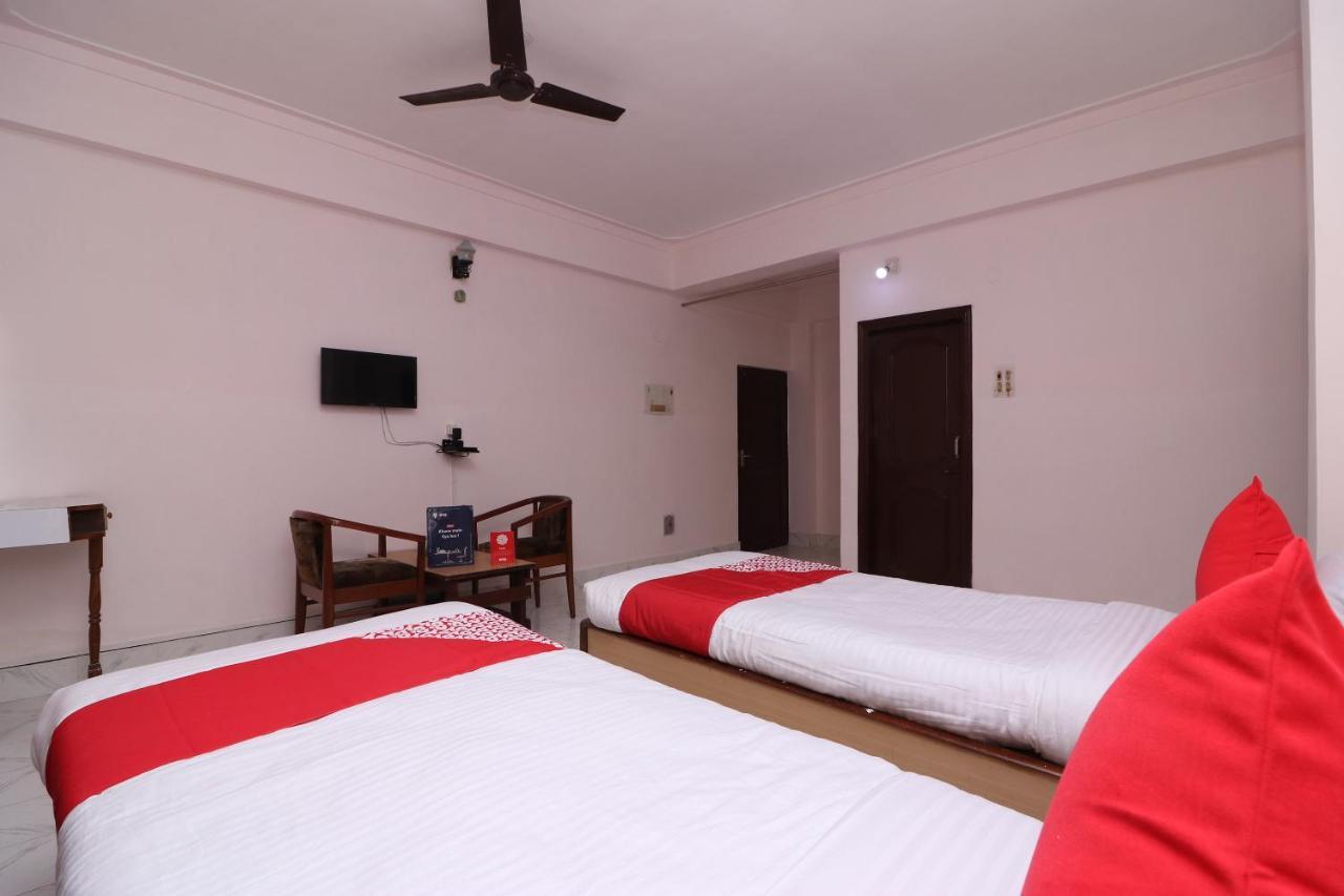 Oyo 16112 Hotel Uruvela International Bodhgaya Bagian luar foto